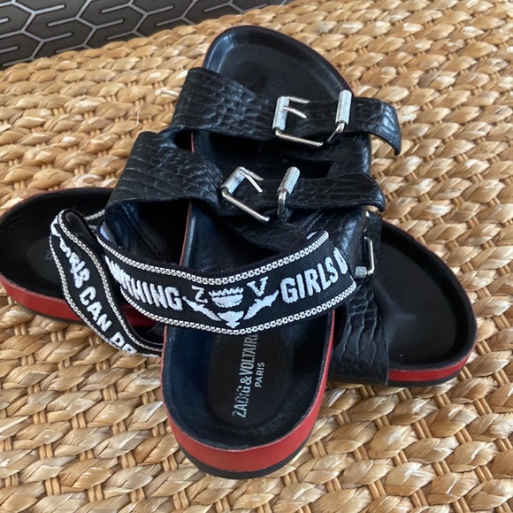 Sandals - Picture 1 of 4